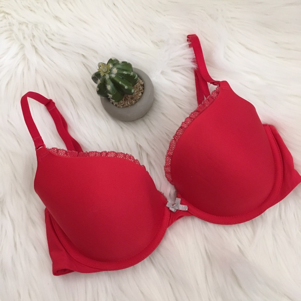 Victoria’s Secret Red Demi Bra Size 32D